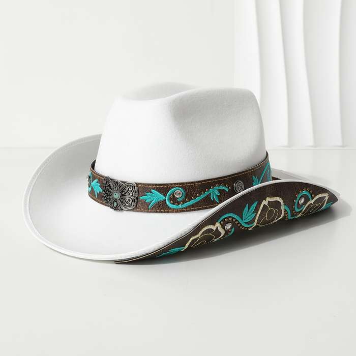 1pc Stylish Denim Hat with Embroidered Butterfly Design And Metal Studs Perfect for Dates Shoppin