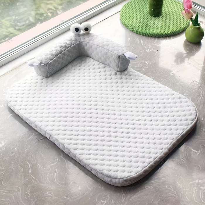 1piece Grey Cooling Pad