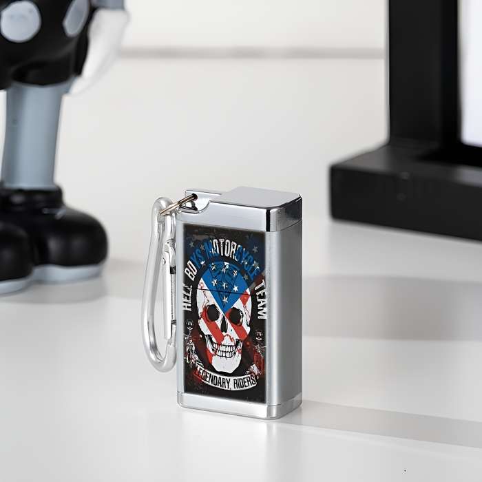 1pc Large Silver-Colored Skull Keychain Easy to Carry Outdoor Ashtray Quick Car Ashtray