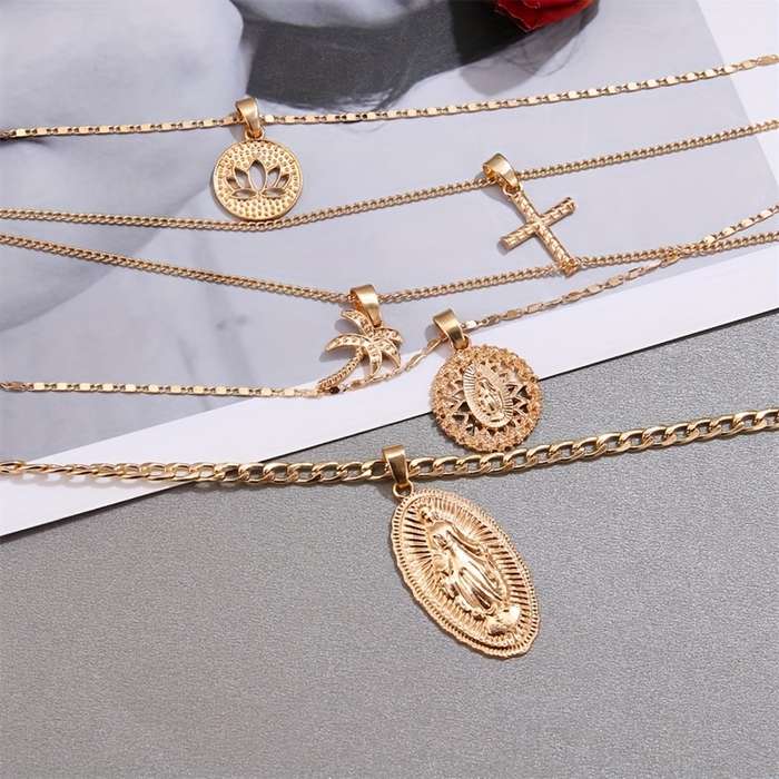 1 Piece Golden Jesus Theme Pendant