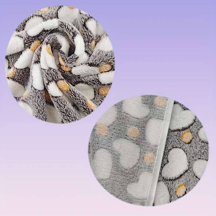 1ps Blanket Color Gray  Love Model  size M:52x76cm