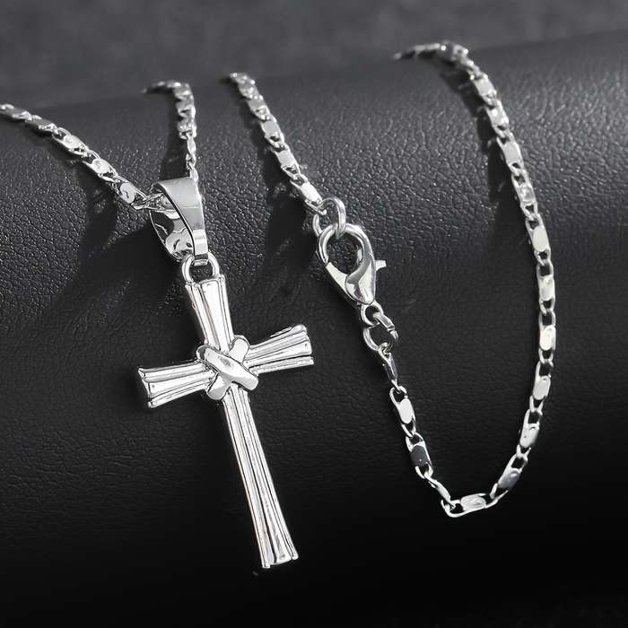 1 Piece Light Yellow Jesus Theme Pendant