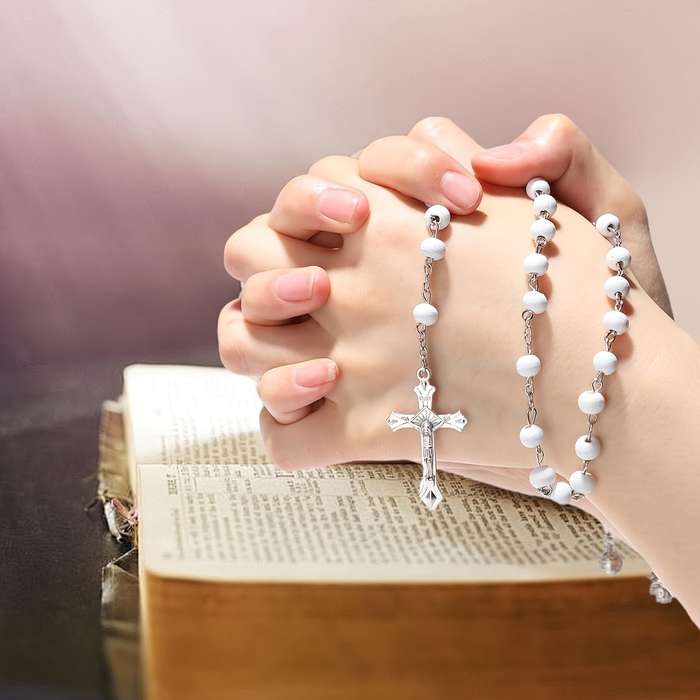 1 Piece Silvery White 12 Sets Jesus Theme Pendant
