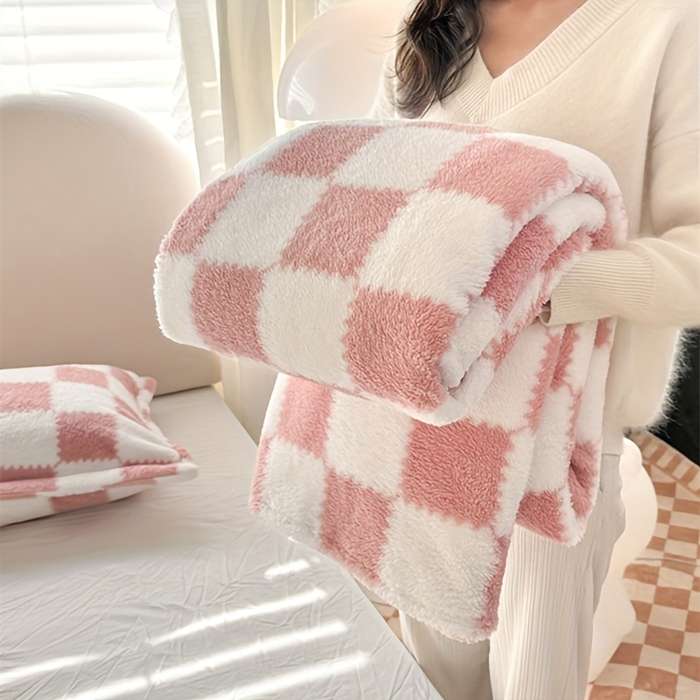 1ps Blanket Color Green And White Grid size 100x150cm 39.3x59.05inch