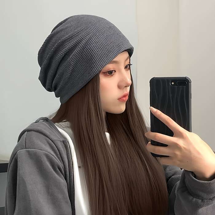 1Pc Gray Hat Honey Tea Color Wig 35.56cm Fashion Design Wig