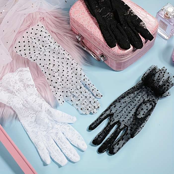 4 Pairs Lace Wrist Length Gloves