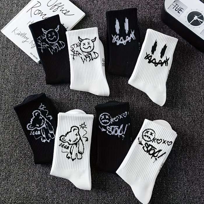 5 Pairs Random White One Size High Elastic Socks