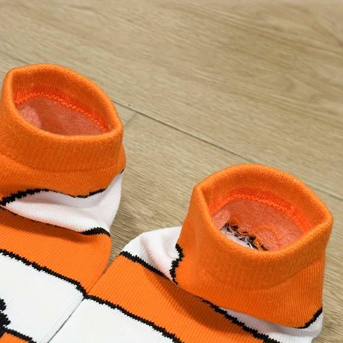 1 Pair Orange One Size Socks