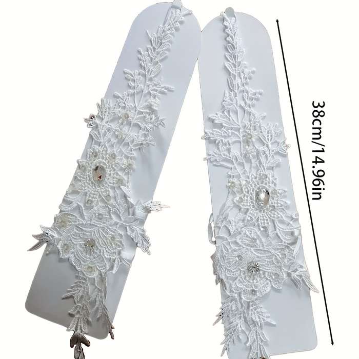 1 Pair White One Size Bridal Etiquette Gloves