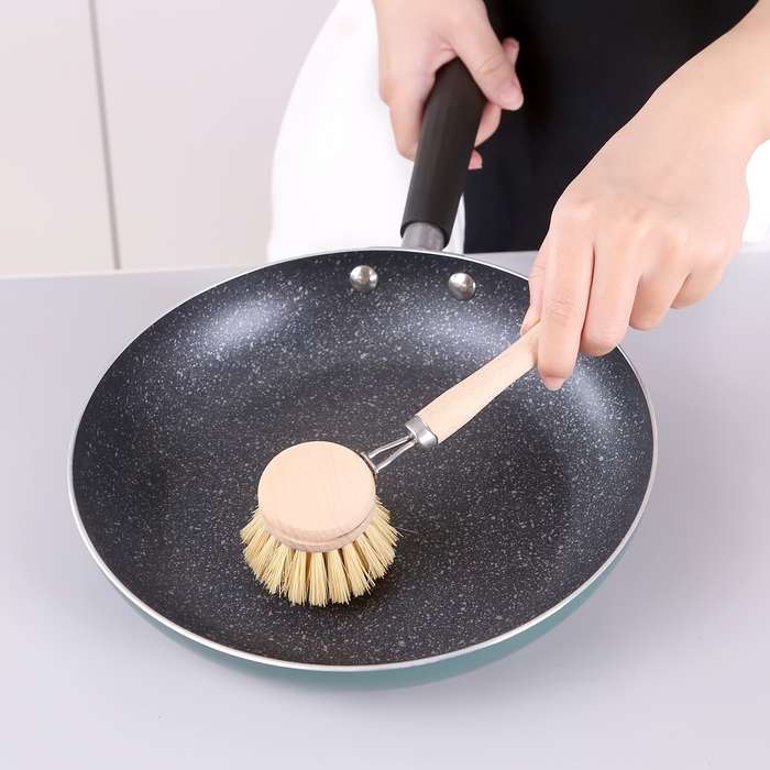1pc Wooden Handle Dish Brush Kitchen Scrub Brush for Dishes Pots and Pans Multipurpose Cleaning