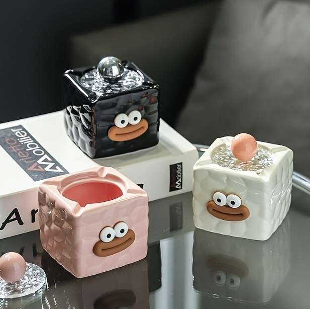 1pc Creative Cute Ceramic Ashtray Square Shape Contemporary Style High-end Tabletop Decoration