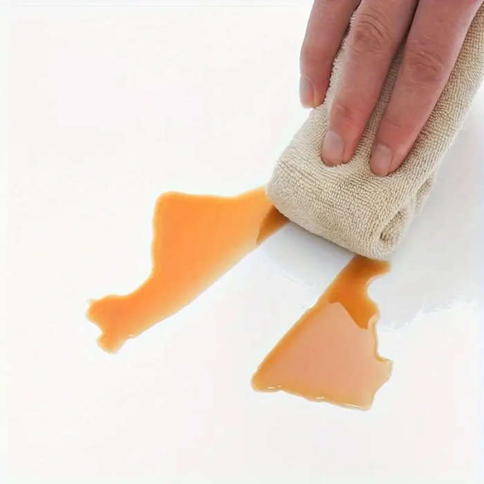 1 roll of self-adhesive kitchen oil-proof and waterproof sticker wallpaper 60cm*3m