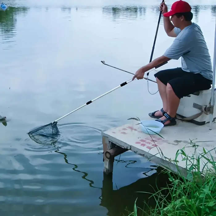 Telescopic Expandable Fishing Net