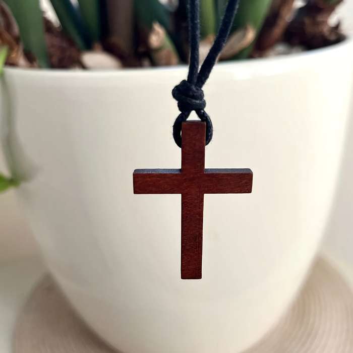 1 Piece A Brown Jesus Theme Pendant