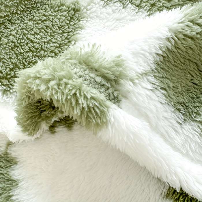 1ps Blanket Color Green And White Grid size 100x150cm 39.3x59.05inch