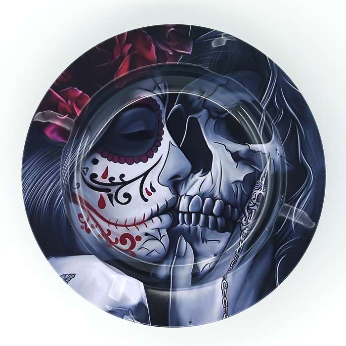 1pc Round Iron Ashtray with Various Patterns Portable High-End Ashtray for Travel Home Outdo