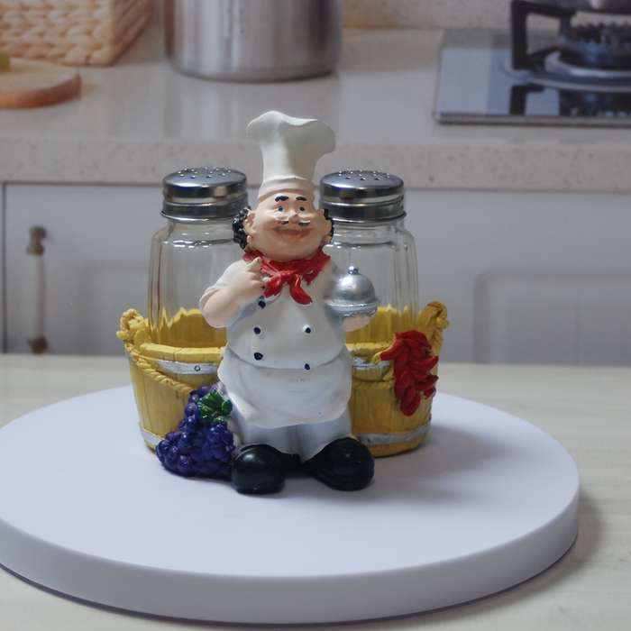1pc chef wooden barrel glass salt and pepper shaker ornament