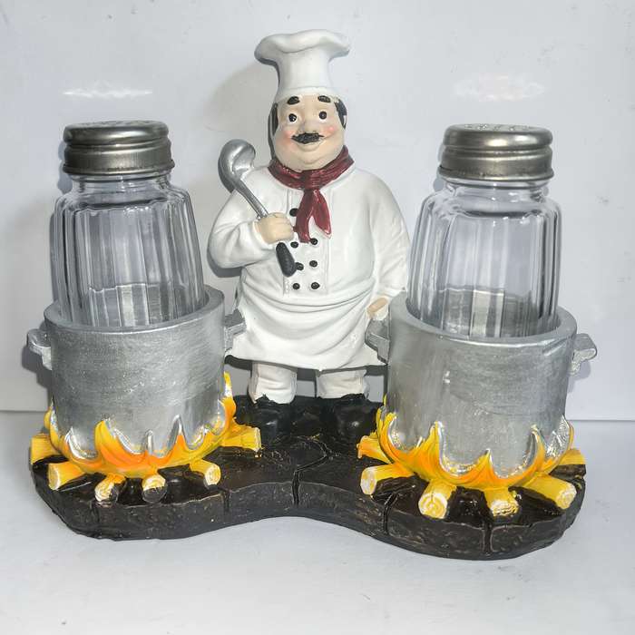 1pc Chef-Inspired Pepper Shaker Kitchen Decor Whimsical Resin Cookware Set with Lid Holder S