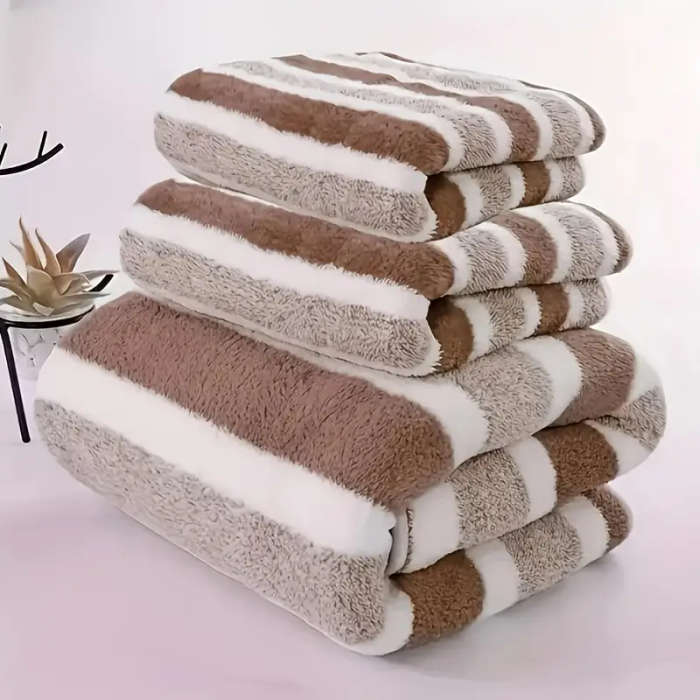 3 Piece Blue and White Striped Luxury Bath Towel Set