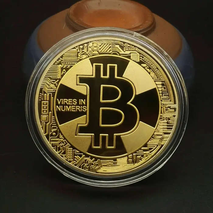 New Bitcoin Coin with Capsule 40MM Wide
