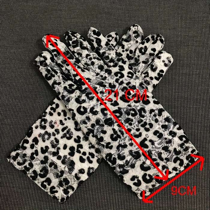 5 Pairs Black And White Leopard Print Lace Gloves
