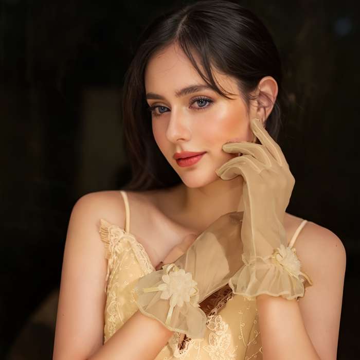 1 Pair Light Gold Lace Bridal Gloves