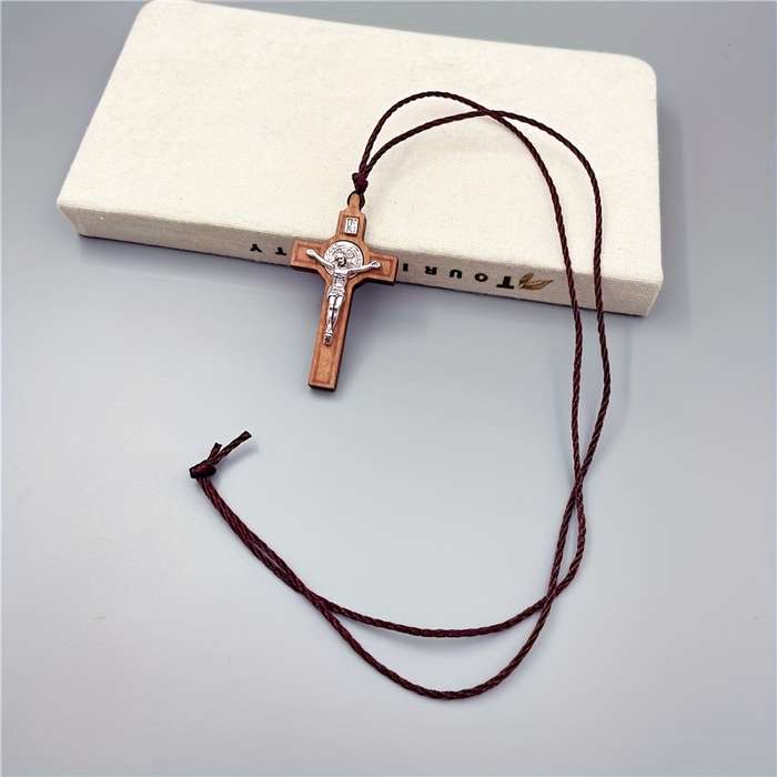 1 Piece Brown Jesus Theme Pendant