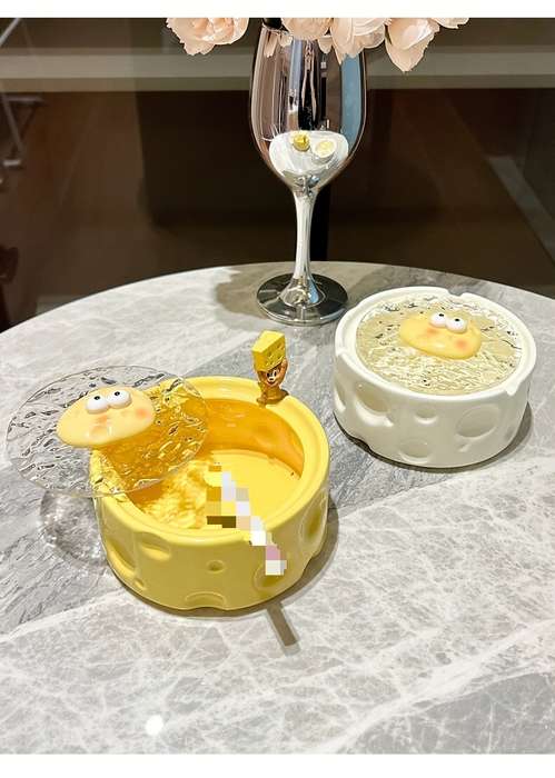 1pc Creative Fun Cheese Ceramic Ashtray with lid soot does not fly can be used for decoration su