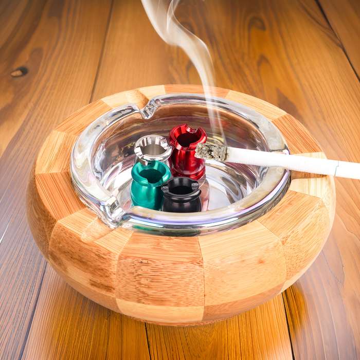 1pc Contemporary Metal Ashtray Irregular Shape Aluminum No Electricity Needed Smoke Ashtray
