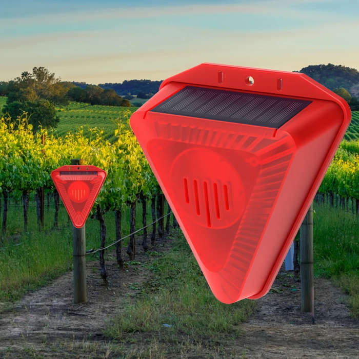 1pc Outdoor Solar Alarm with Flashing Light Alarm Lamp Suitable for Home Security Farms Garden