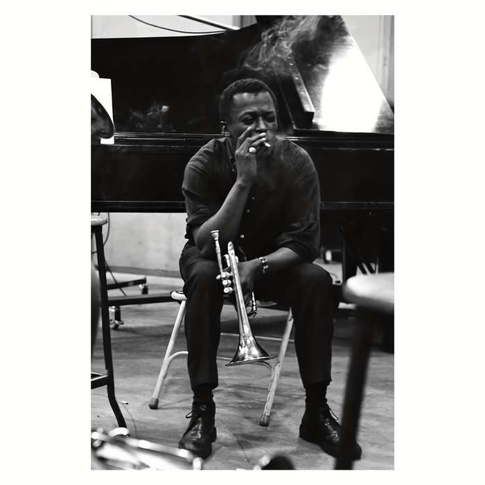 1pc 2D Flat  Miles Davis Music Poster Frameless Canvas Wall Art 30.48x45.72 cm Black Whi