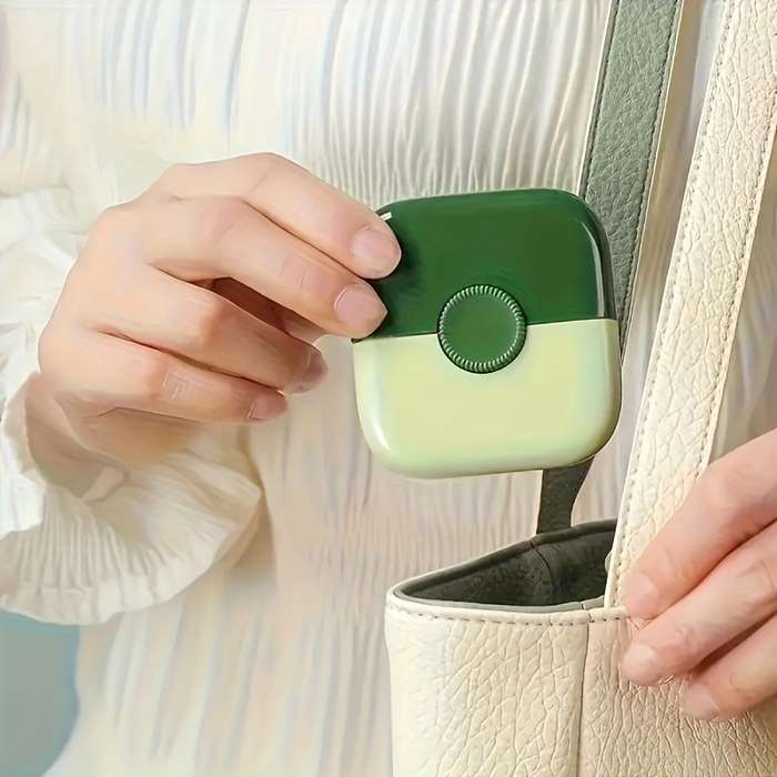 1pc Green Pet Comb