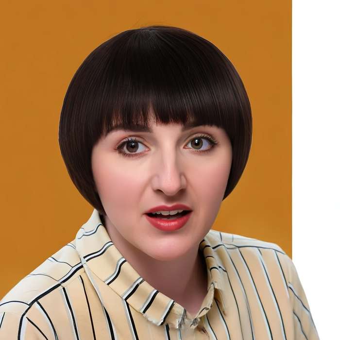 1Pc Brown 25.4cm Fashion Design Wig