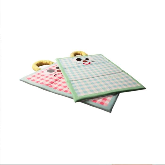 1piece Blue Plaid Cooling Pad