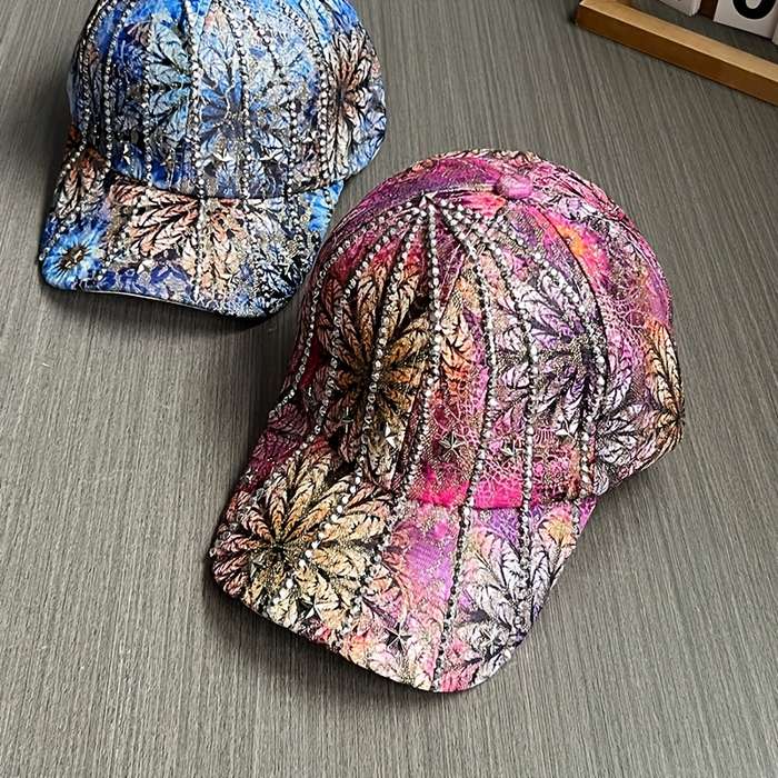 1pc New Fashionable Women's Baseball Cap with Details for Travel Four Seasons Sun Protection and S