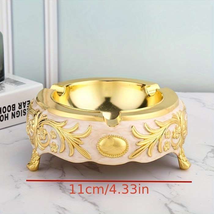 1pc Vintage European Style Metal Ashtray Round Decorative Ashtray for Living Room Coffee Table