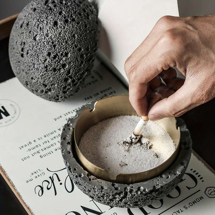 1pc Moon-Shaped Windproof Ashtray with Lid C Stylish Concrete Stainless Steel Design Golden