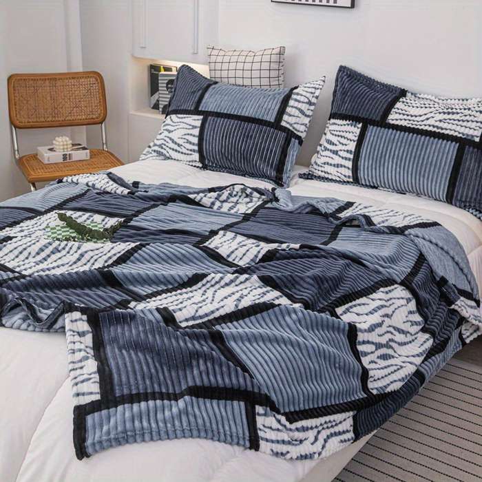 1ps Blanket Color Red And Blue Grid size 78.7INx90IN 200CMx230CM