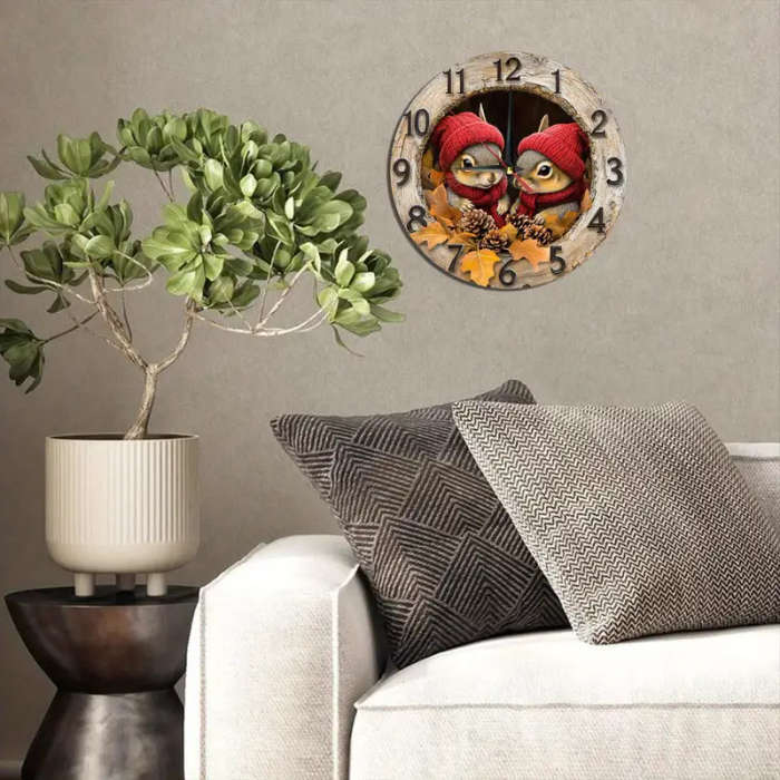 1pc Charming Vintage Squirrel Wooden Wall Clock Silent Easy-to-Read Design for Kitchen Bedroom Offic