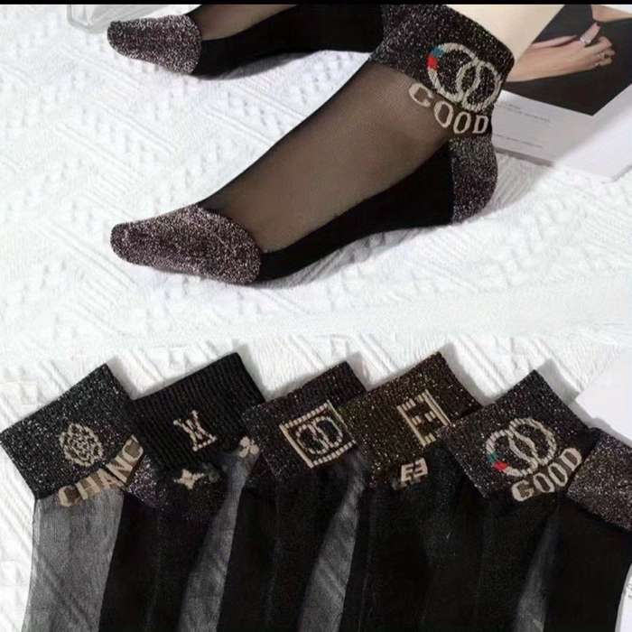 5 Pairs Mix Color One Size High Elastic Socks