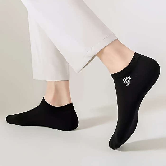 7 Pairs Of Mixed Colors One Size High Elastic Socks