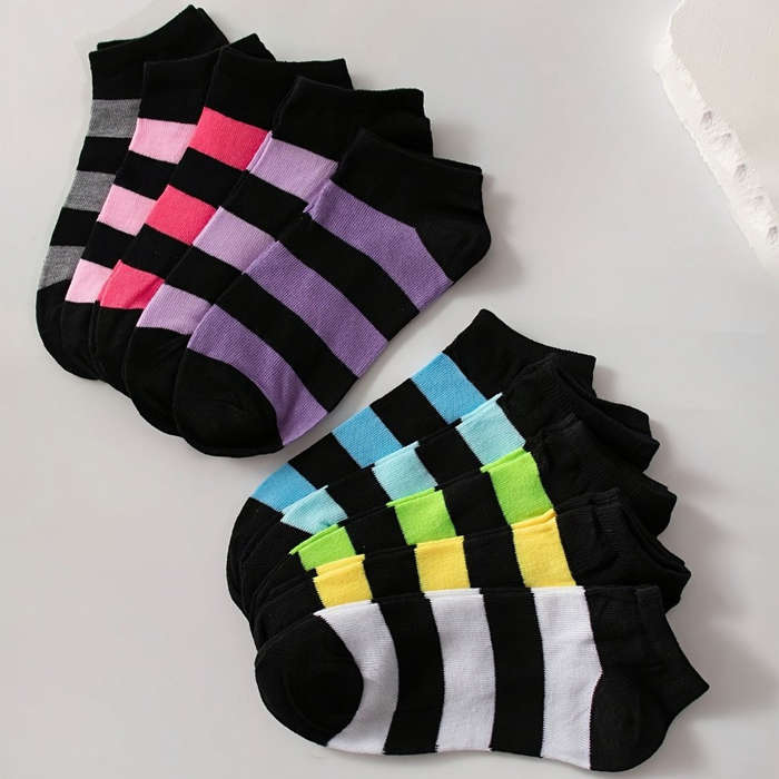 20 Pairs Of Mixed Colors Random Hair One Size High Elastic Socks