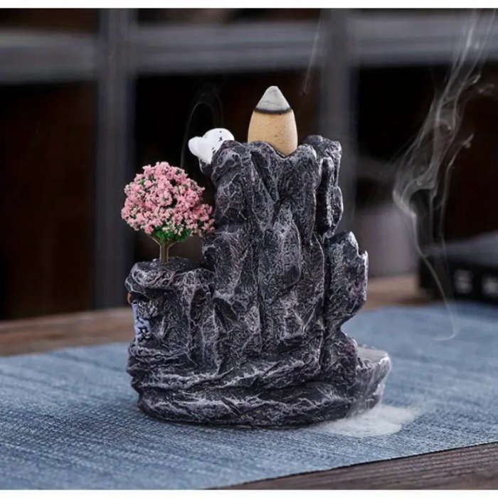 1 Piece Of Elegant Handmade Resin Incense Burner