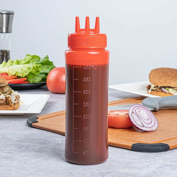 2pcs Multi-Color Squeeze Bottles for Sauces Oils Kitchen Condiment Dispensers with Measurem