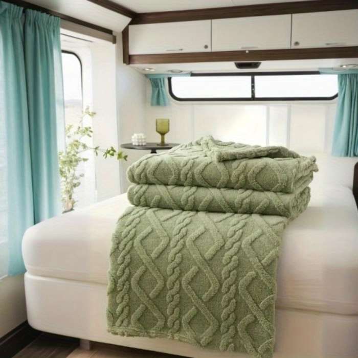 1ps Blanket Color Green size 75cmx100cm