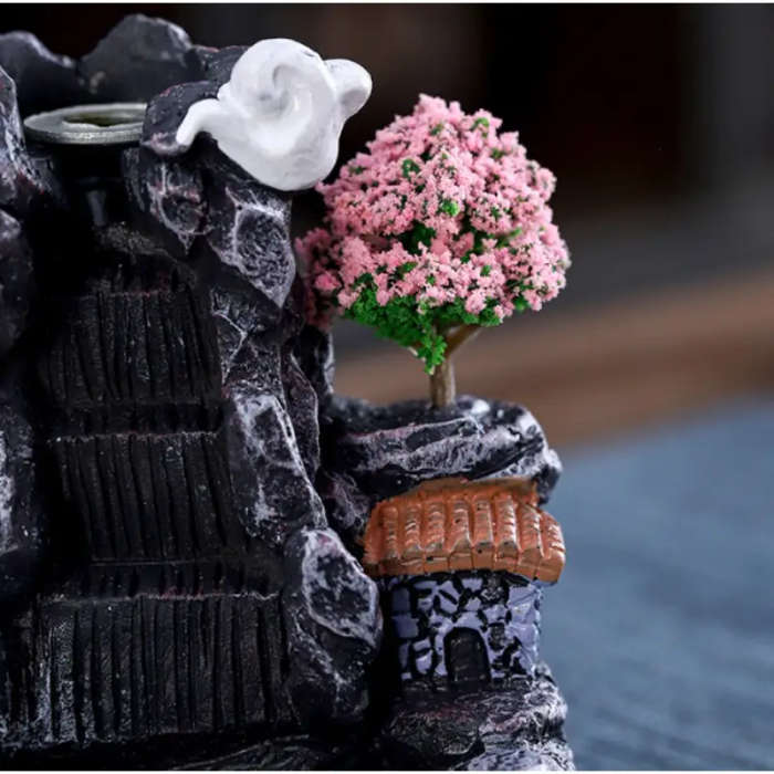 1 Piece Of Elegant Handmade Resin Incense Burner