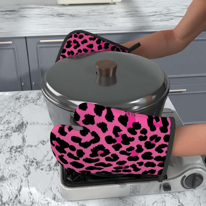 2pcs Pink Leopard Print Oven Mitts Heat Resistant Polyester Pot Holders with Black Paw Prints