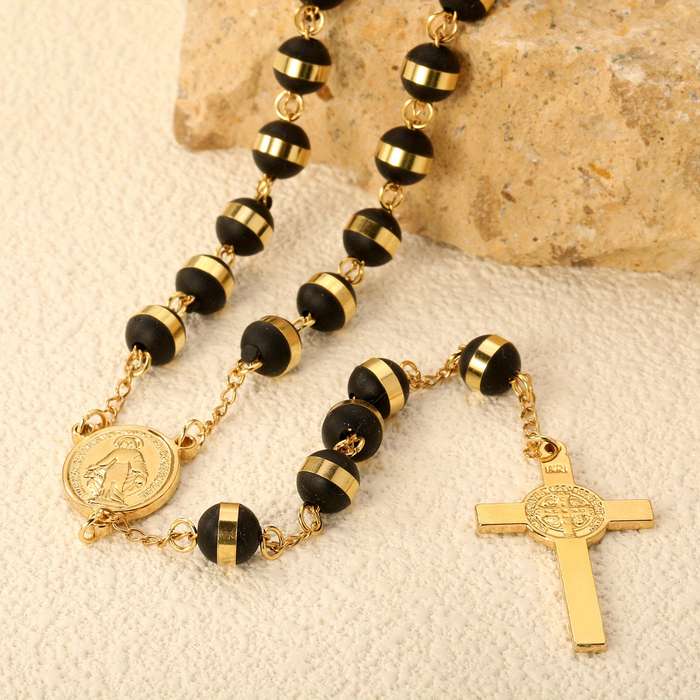 1 Piece Golden Jesus Theme Pendant
