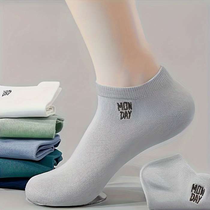7 Pairs Of Mixed Colors One Size High Elastic Socks