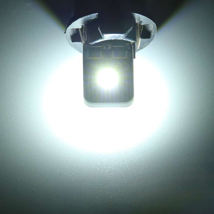 2 PCS T10 / W5W / 168 / 194 DC12V / 1.3W / 6000K / 110LM 2LEDs SMD-3030 Car Clearance Light, with De